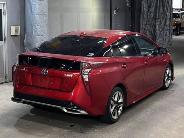 2015 Toyota Prius プレミアム Aツーリング auction photo 5