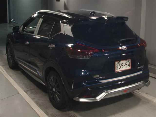 2023 Nissan Kicks 4WD Autech auction photo 2
