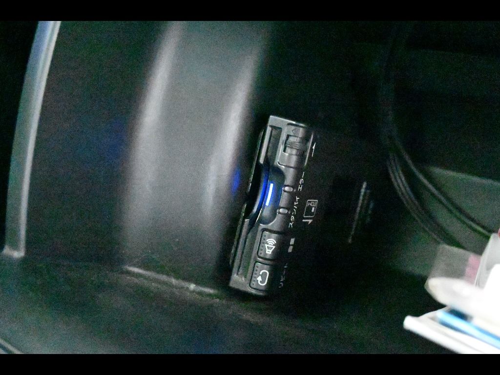 2014 Honda Fit Hybrid L Package auction photo 11
