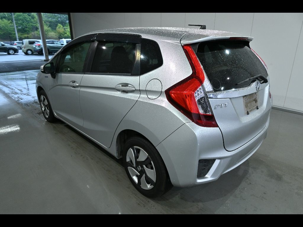 2014 Honda Fit Hybrid L Package auction photo 5