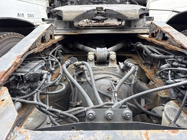 2007 Isuzu Giga トラクター auction photo 13