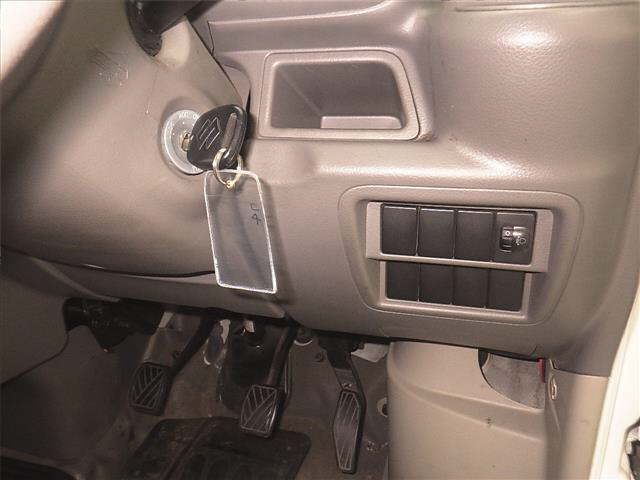2021 Suzuki エブリィ 4WD PA LTD auction photo 8