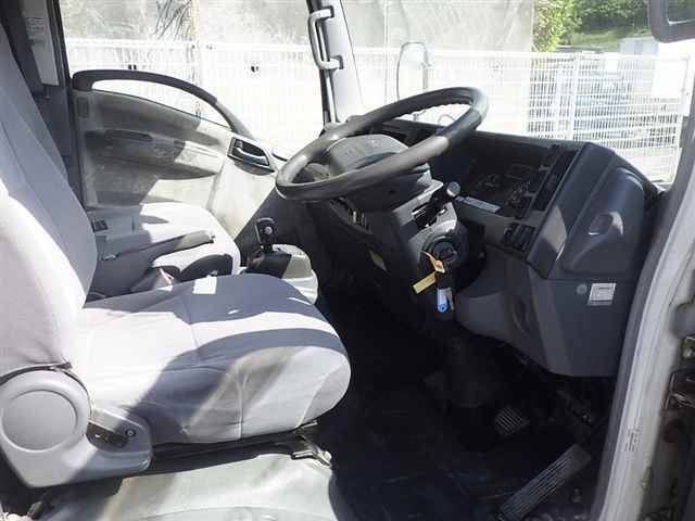 2008 Isuzu Elf auction photo 6