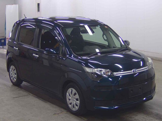 2017 Toyota Spade F Japan auction vehicle
