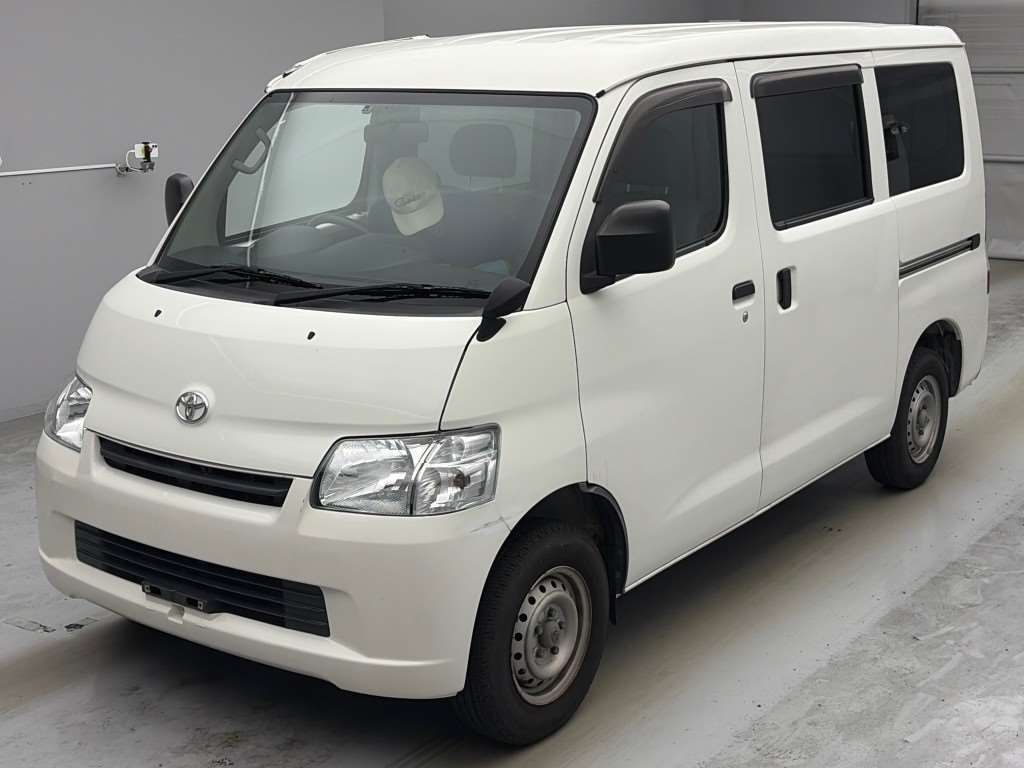 2020 Toyota LiteAce Van GL Japan auction vehicle
