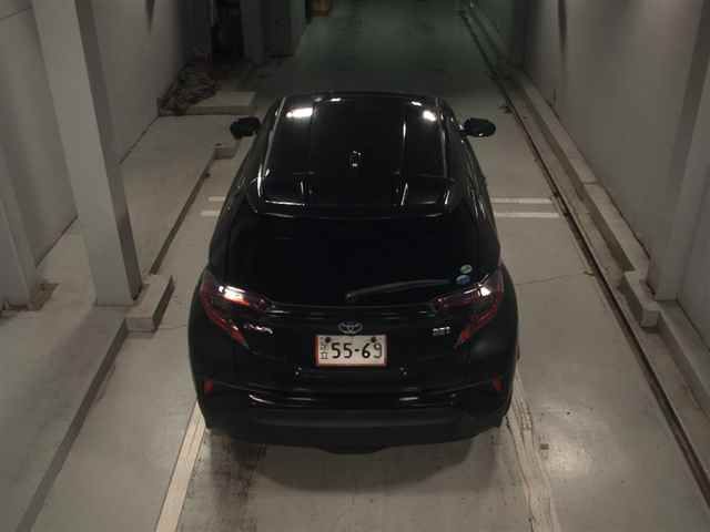 2017 Toyota C-HR S LED Edition auction photo 7