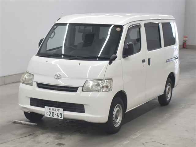 2016 Toyota TownAce Van GL auction photo 4