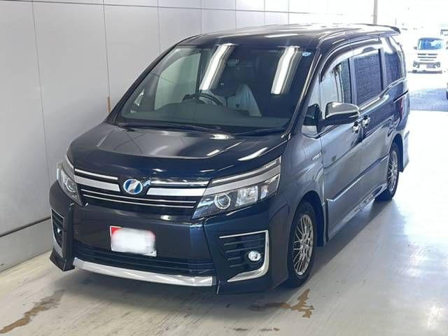 2017 Toyota Voxy ハイブリッドZS 煌II Japan auction vehicle