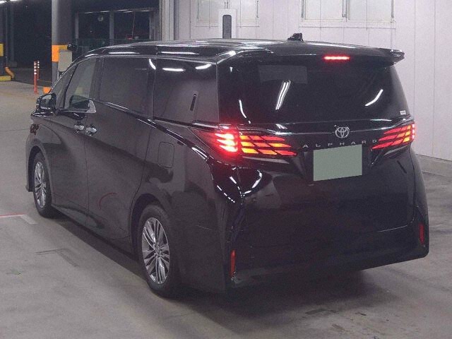 2025 Toyota Alphard Z auction photo 2