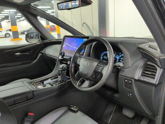 2025 Toyota Alphard Z auction photo 3