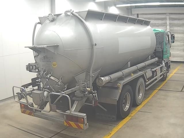2013 Isuzu Powder and granular material transport vehicle auction photo 2