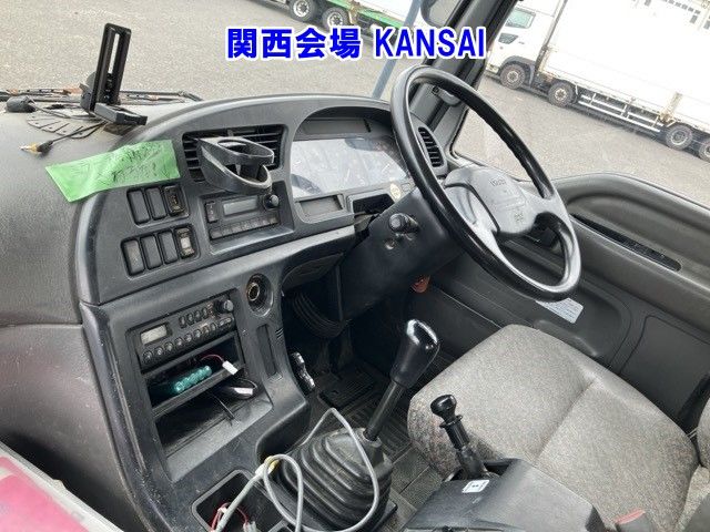 2005 Isuzu Giga コンクリサギョウ auction photo 5