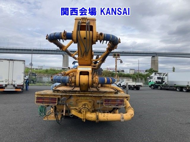 2005 Isuzu Giga コンクリサギョウ auction photo 3