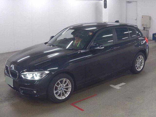 2018 BMW 1 Series 118I auction photo 4