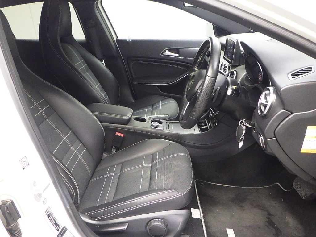 2014 Mercedes-Benz GLA-Class GLA250 4MATIC auction photo 6