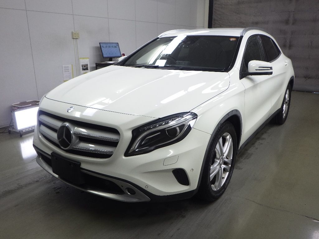 2014 Mercedes-Benz GLA-Class GLA250 4MATIC auction photo 4