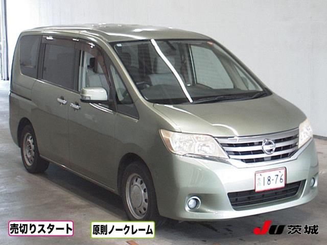 2010 Nissan Serena 20G Japan auction vehicle