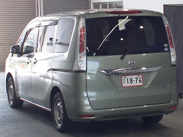 2010 Nissan Serena 20G auction photo 2