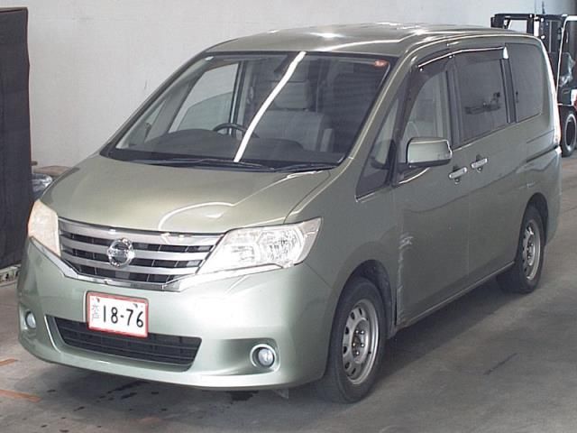 2010 Nissan Serena 20G auction photo 4