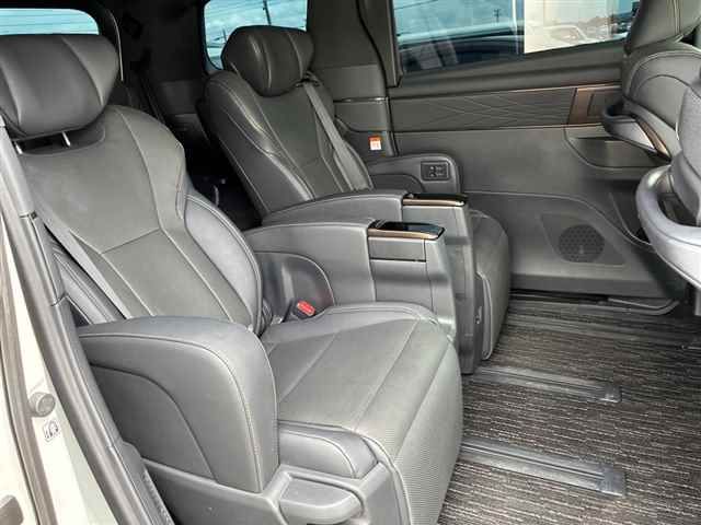 2023 Toyota Alphard ハイブリッドZ auction photo 7