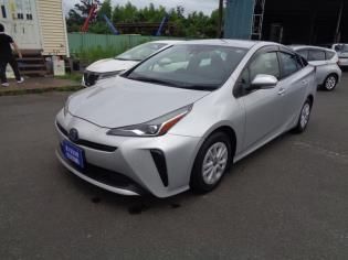 Japan Auction Vehicles 10 2020 Toyota Prius S auction photo