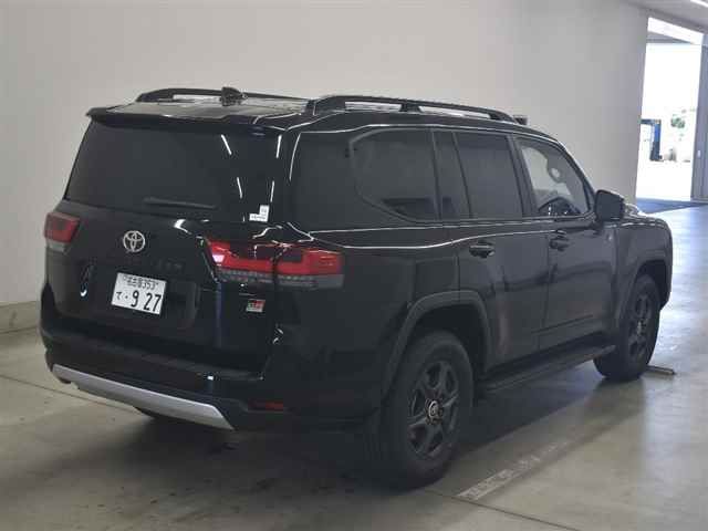 2025 Toyota Land Cruiser GR Sport auction photo 5