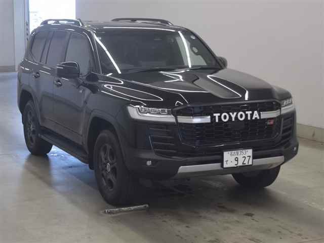 2025 Toyota Land Cruiser GR Sport Japan auction vehicle