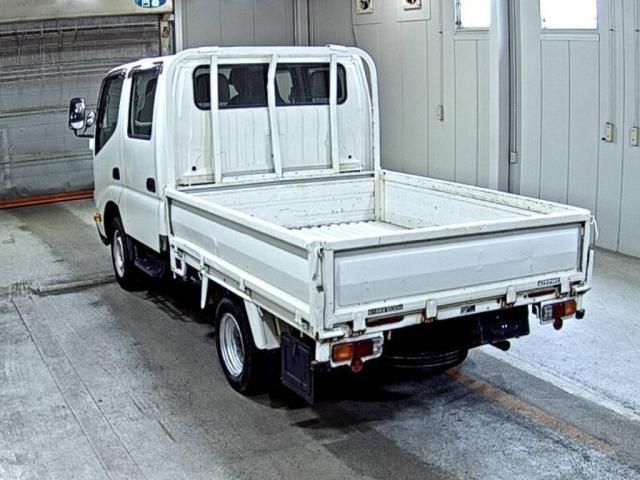 2019 Toyota Dyna Double cab auction photo 2