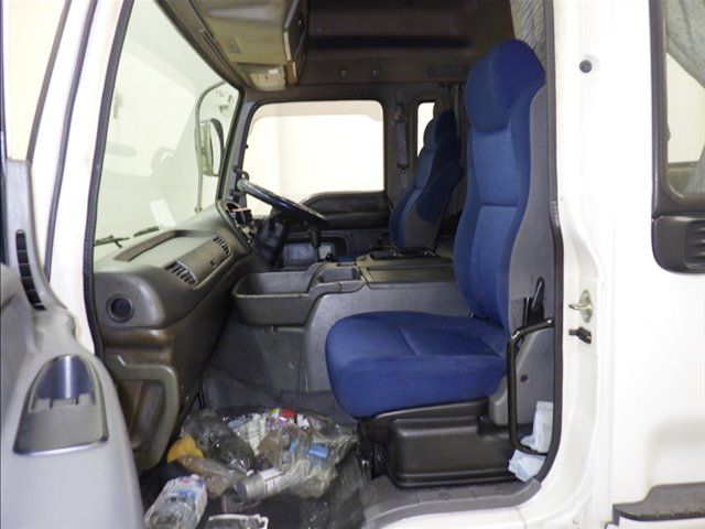 2015 Isuzu tractor auction photo 8