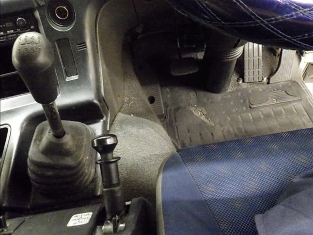 2015 Isuzu tractor auction photo 7