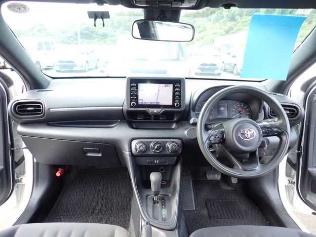 2021 Toyota Yaris X auction photo 3