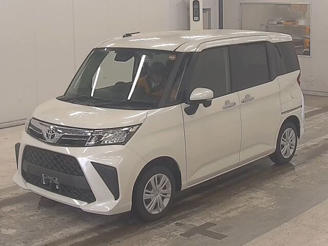 2023 Toyota Roomy G 4WD auction photo 4