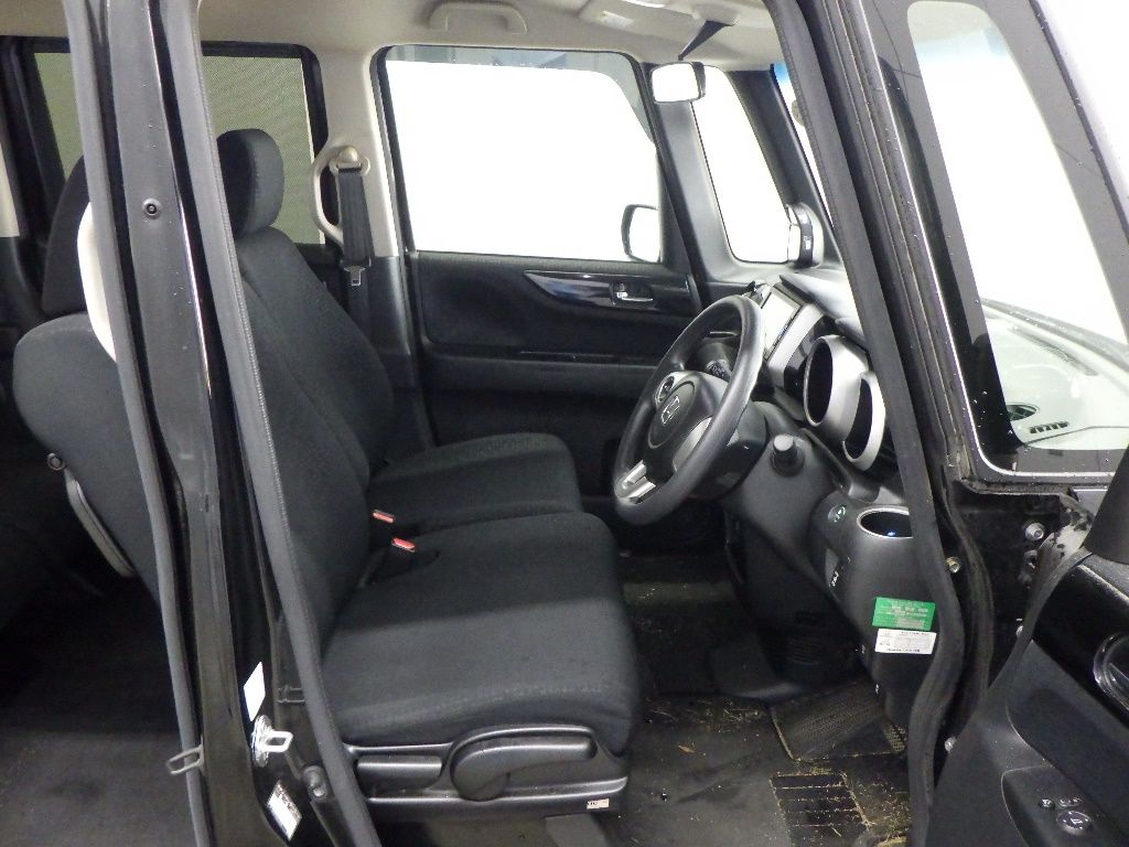 2017 Honda N-BOX カスタムSSブラックスタイルパッケージ auction photo 6