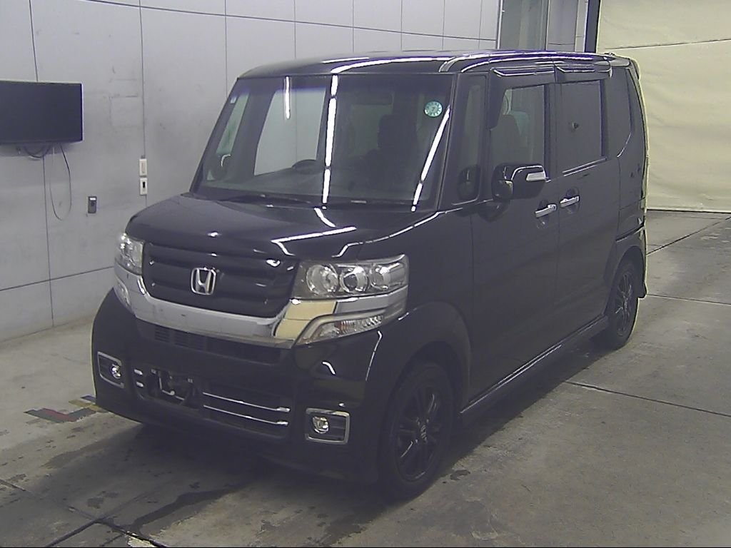 2017 Honda N-BOX カスタムSSブラックスタイルパッケージ auction photo 4