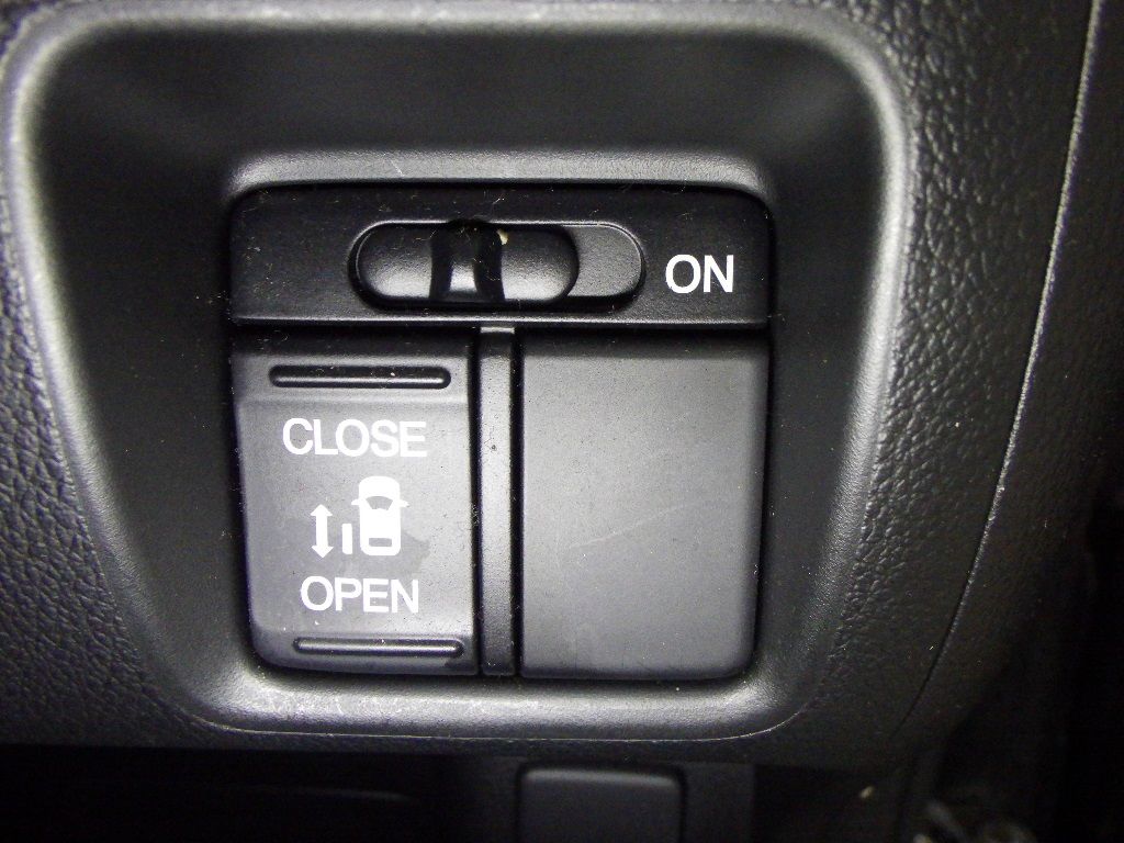 2017 Honda N-BOX カスタムSSブラックスタイルパッケージ auction photo 11