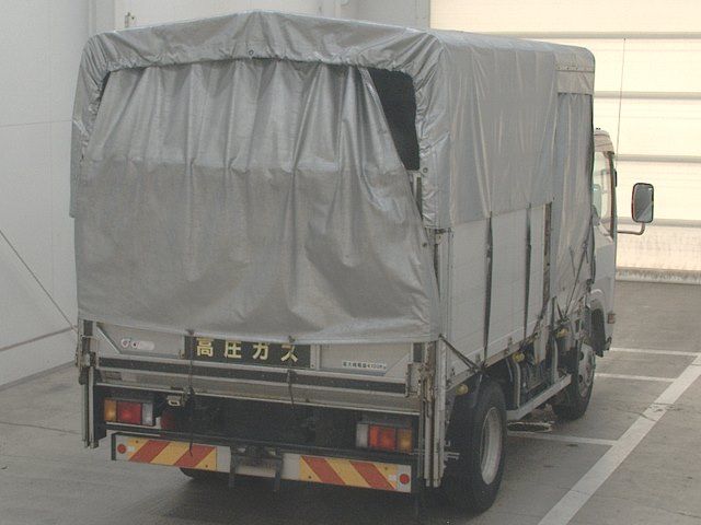 2016 Isuzu Elf 幌車 auction photo 2