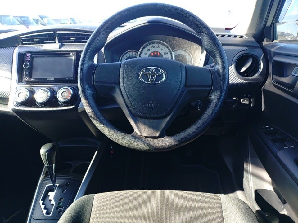 2013 Toyota Corolla Fielder auction photo 3
