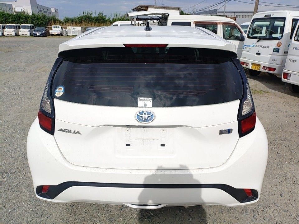 2021 Toyota Aqua auction photo 5