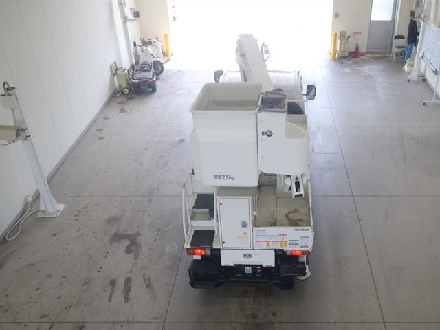 2018 Hino Dutro コウショサギョウ auction photo 3