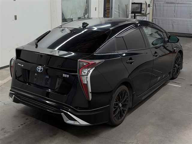 2017 Toyota Prius A auction photo 5