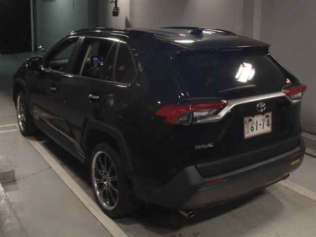 2021 Toyota RAV4 4WD G Z Package auction photo 2
