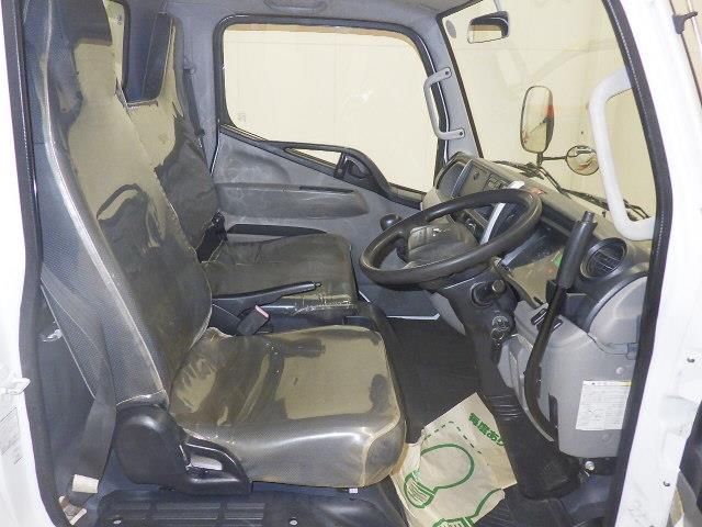 2016 Mitsubishi Fuso Canter dump auction photo 6