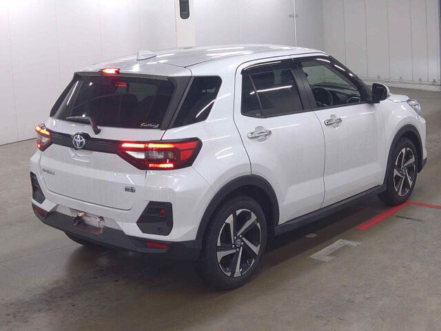 2025 Toyota Raize Hybrid Z auction photo 5
