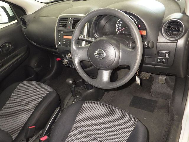 2015 Nissan March S auction photo 3