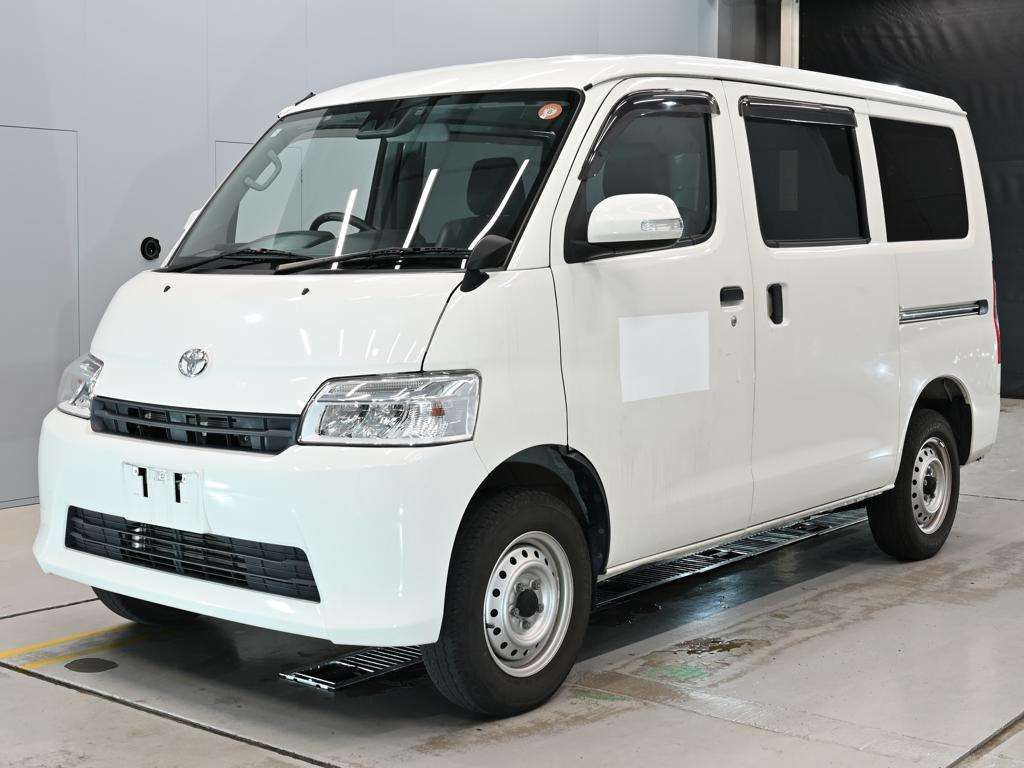 Japan Auction Vehicles 14 2021 Toyota TownAce Van GL スマートアシスト auction photo