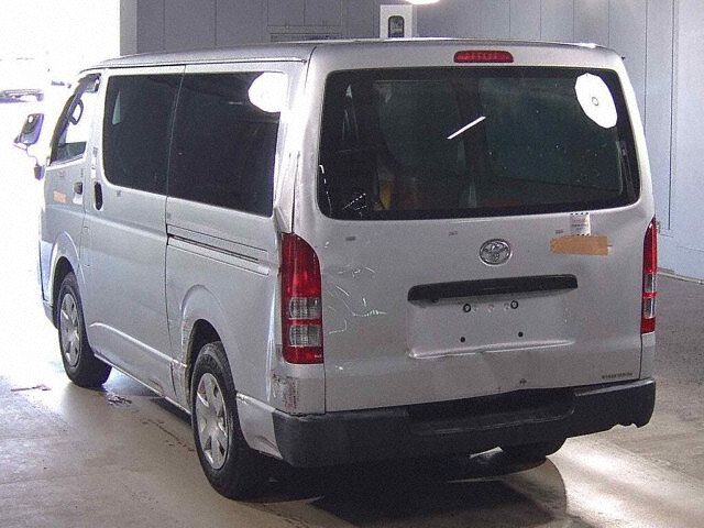 2010 Toyota Hiace ロングDX auction photo 2