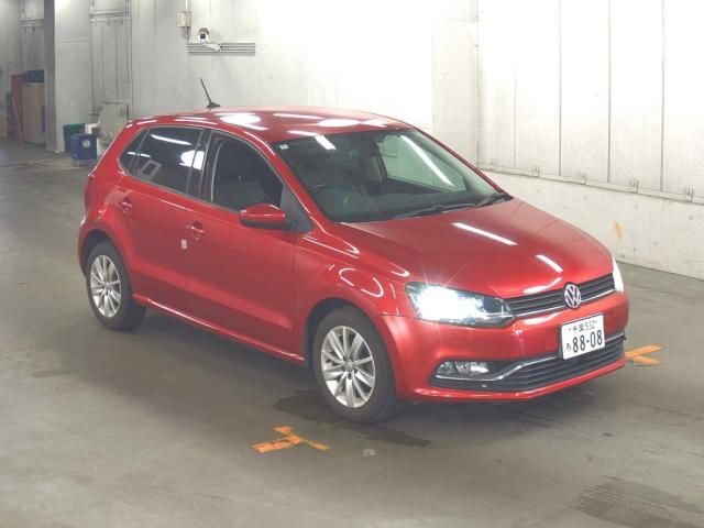 2016 Volkswagen VW ポロ5D TSIコンフォートLアップグレードP Japan auction vehicle