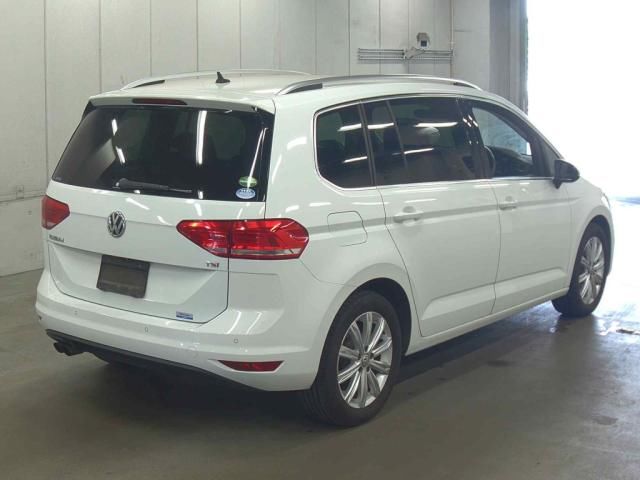 2017 Volkswagen VW ゴルフ トゥーランTSI ハイライン auction photo 3