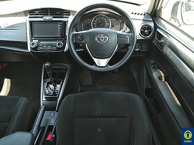 2015 Toyota Corolla Fielder 4WD auction photo 5