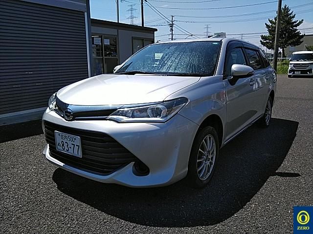 2015 Toyota Corolla Fielder 4WD auction photo 2